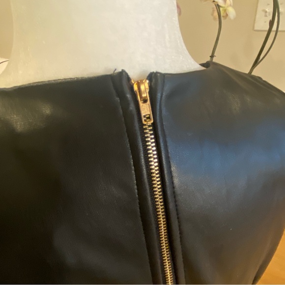 NWT She + Sky Faux Leather Paneled Sleeveless Party Dress Size L - Picture 2 of 11